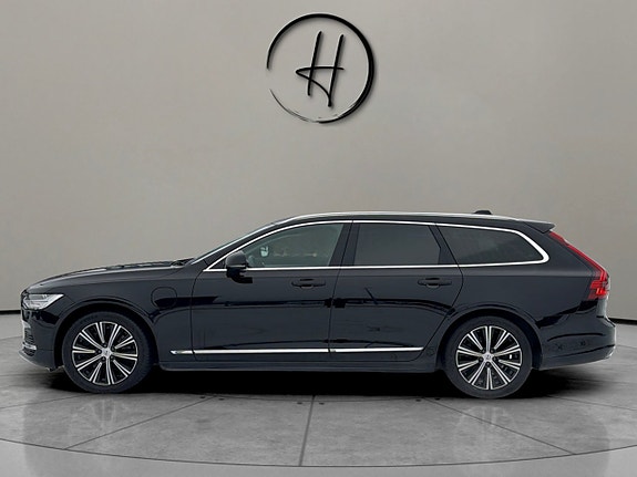 Volvo V90 6 of 30