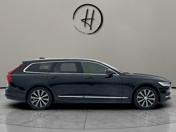 Volvo V90 5 of 30