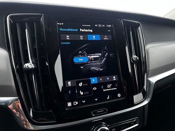 Volvo V90 28 of 30