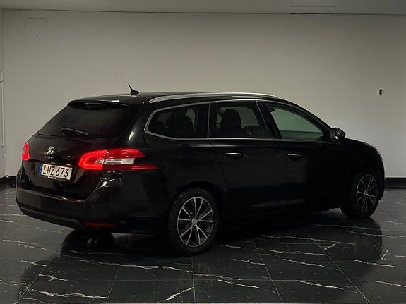 Peugeot 308 SW 6 of 22