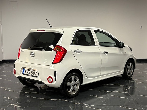 Kia Picanto 4 of 18
