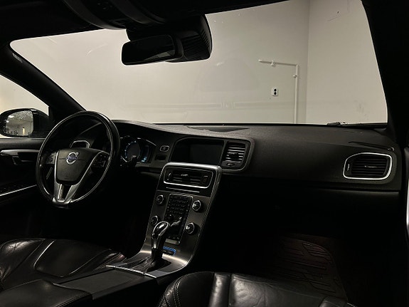 Volvo V60 15 of 24