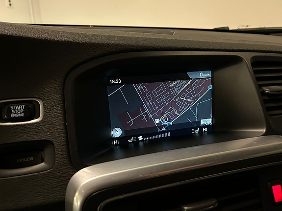 Volvo V60 16 of 24
