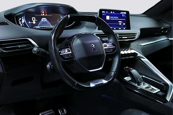Peugeot 5008 10 of 25