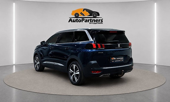 Peugeot 5008 3 of 25