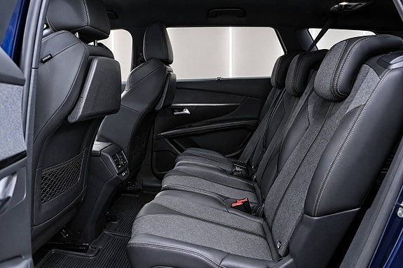 Peugeot 5008 6 of 17