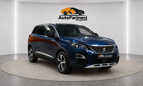 Peugeot 5008 2 of 25