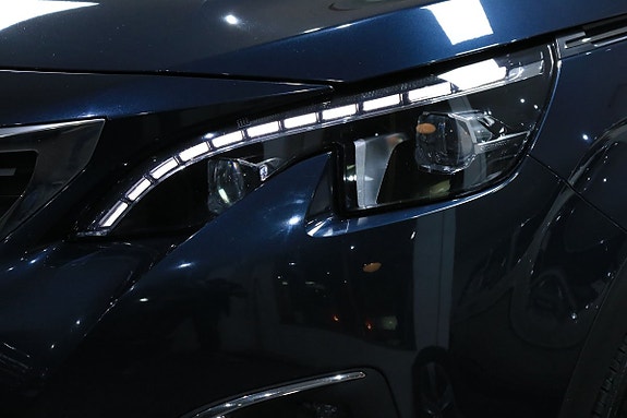 Peugeot 5008 17 of 25