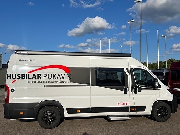 Sunlight Cliff 640 Adventure Solcell Backkamera