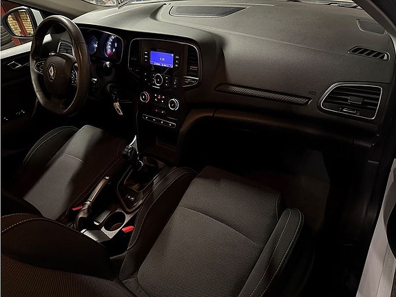 Renault Megane 10 of 21