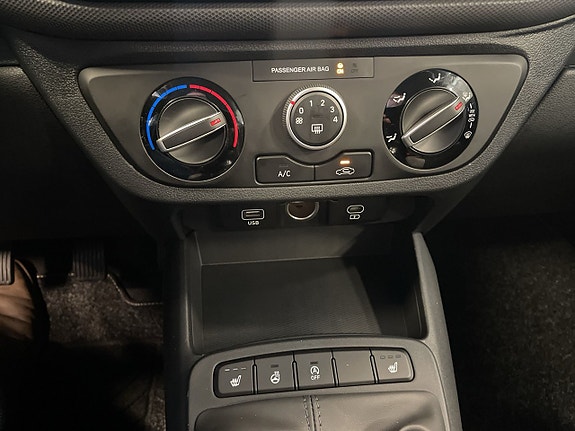 Hyundai i10 12 of 13