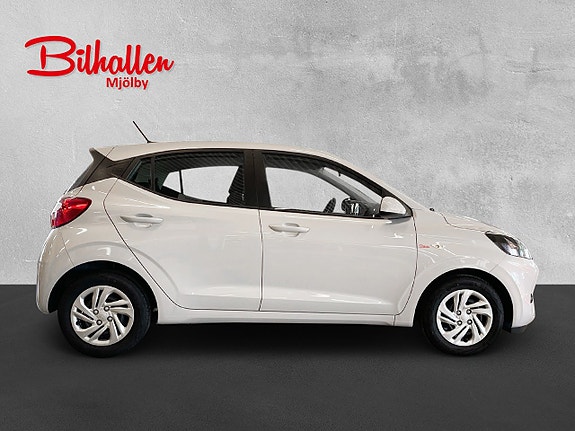 Hyundai i10 5 of 5