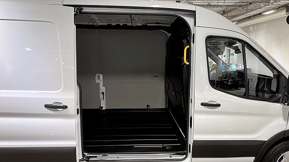 Ford Transit 5 of 5