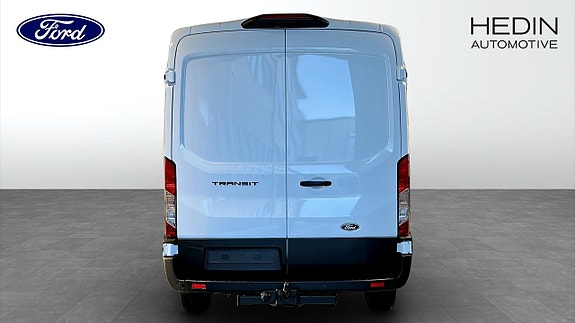 Ford Transit 7 of 10