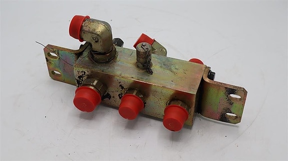 Volvo L180EHL ANSLUTNINGSBLOCK