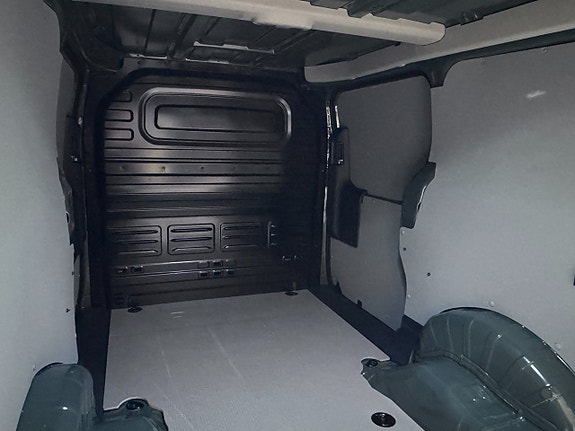 Kia PV5 5 of 20