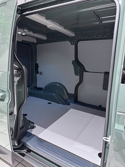 Kia PV5 7 of 20