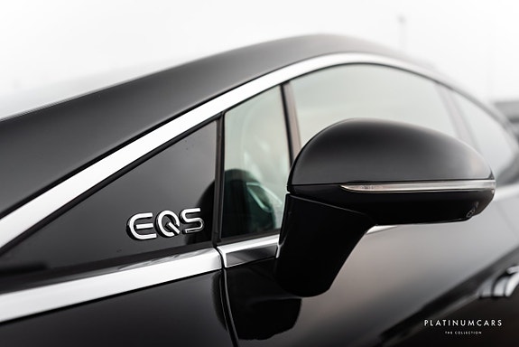 Mercedes-Benz EQS450 15 of 17
