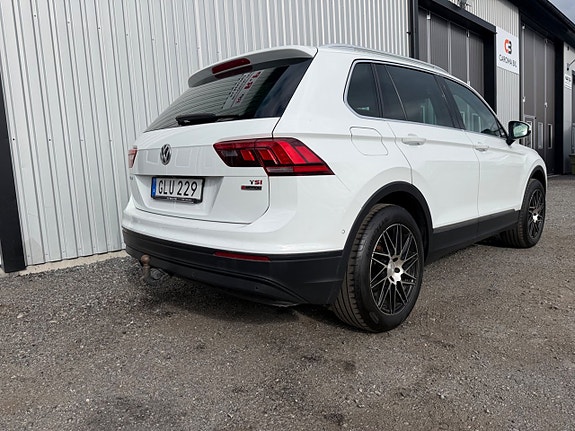 Volkswagen Tiguan 7 of 23