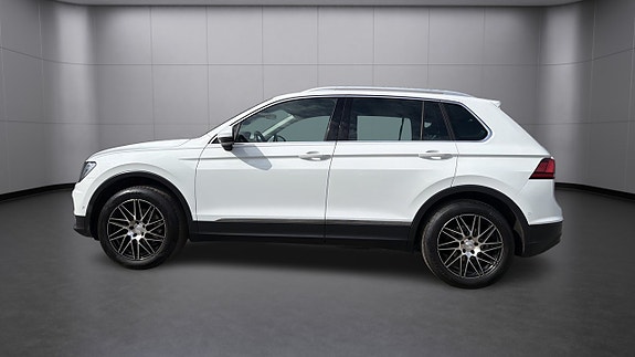 Volkswagen Tiguan 28 of 30