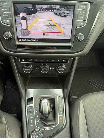 Volkswagen Tiguan 23 of 30