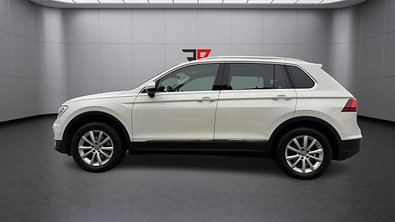 Volkswagen Tiguan 8 of 30