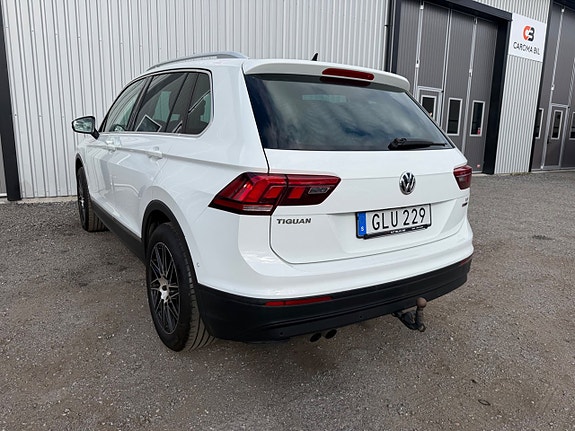 Volkswagen Tiguan 8 of 23