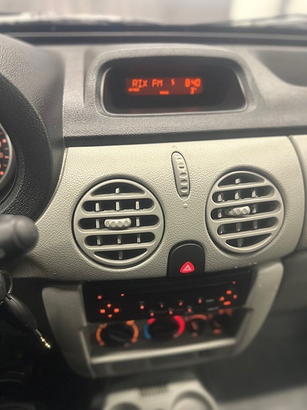 Renault Kangoo Express 18 of 19