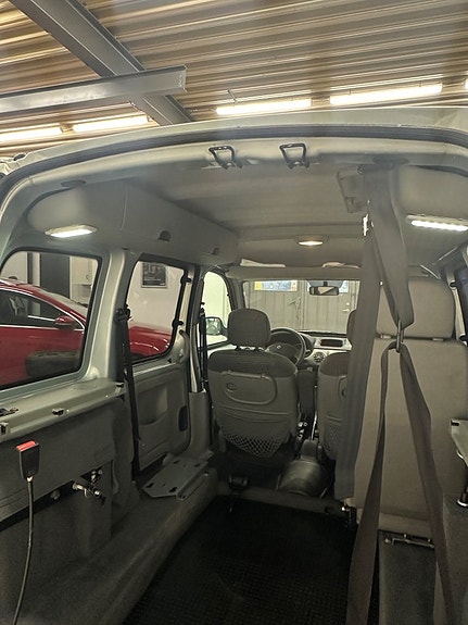 Renault Kangoo Express 10 of 19