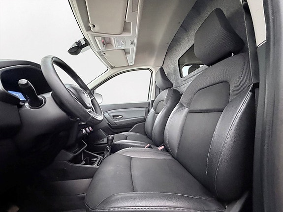 Renault Kangoo Express 14 of 23