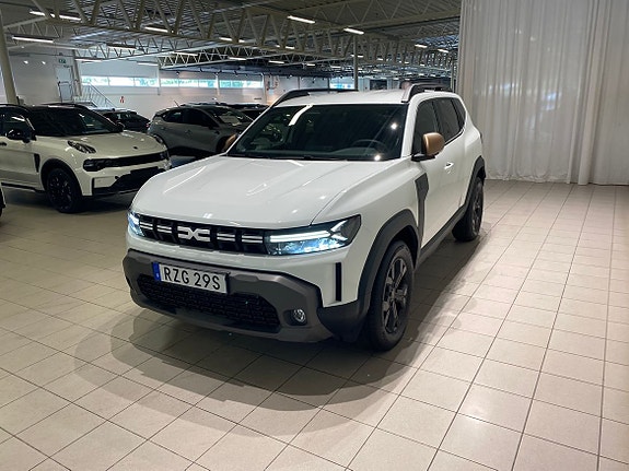 Dacia Duster 2 of 5