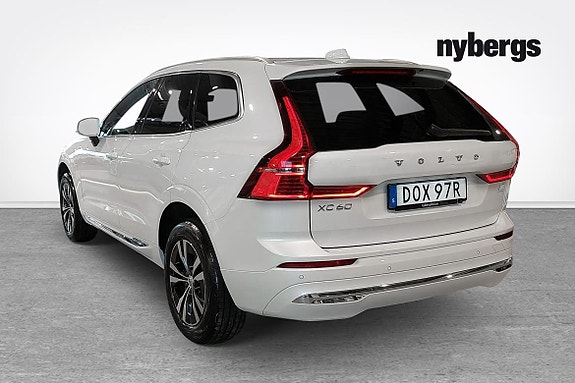 Volvo XC60 3 of 5