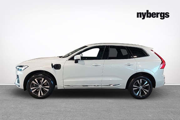 Volvo XC60 2 of 5