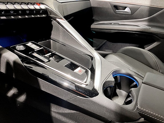 Peugeot 5008 11 of 17