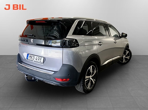 Peugeot 5008 4 of 5