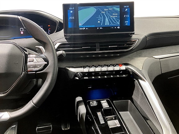 Peugeot 5008 10 of 17