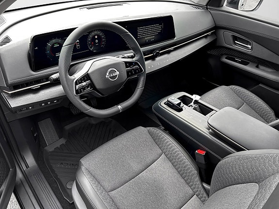 Nissan Ariya 10 of 27