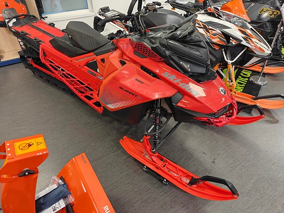 Ski-Doo Summit X 850 165" shorty