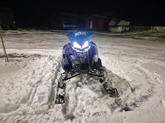 Polaris TITAN SP 155 800