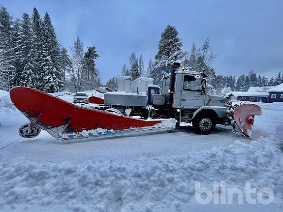 Plogtruck Scania 112 Motorredskap
