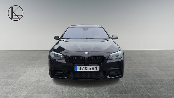 BMW M550d 2 of 5