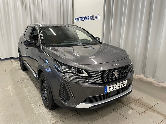 Peugeot 3008 2 of 5
