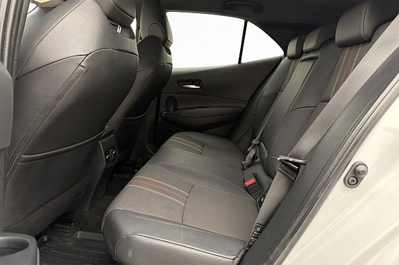 Toyota Corolla 23 of 26