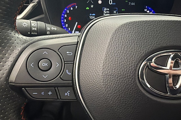 Toyota Corolla 13 of 26
