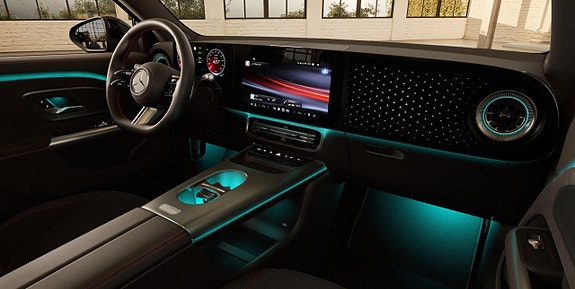 Mercedes-Benz GLB250+ 12 of 12