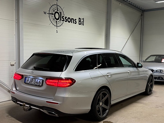 Mercedes-Benz E220 6 of 21