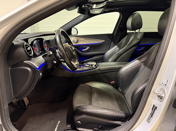 Mercedes-Benz E220 15 of 21