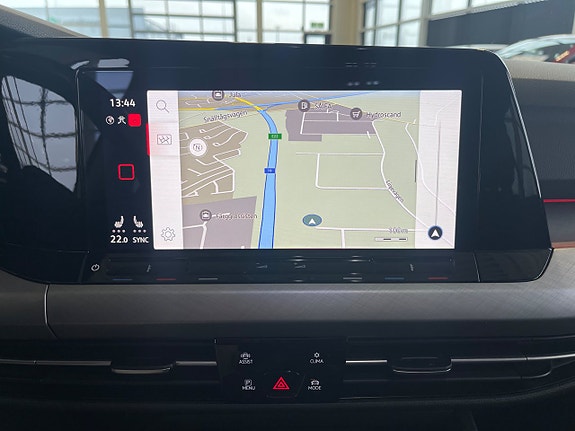 Volkswagen Golf Alltrack 14 of 20