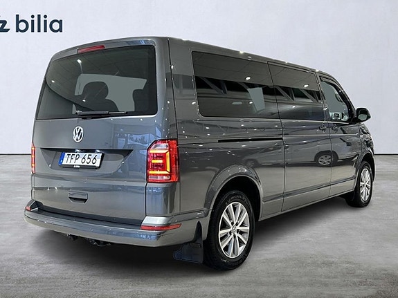 Volkswagen Multivan 5 of 5