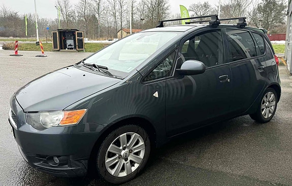 Mitsubishi Colt 3 of 12
